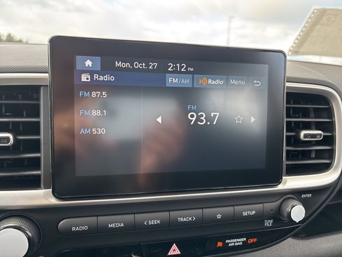 New 2026 Hyundai Venue SE image 15