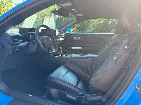 Used 2024 Ford Mustang GT RWD image 11