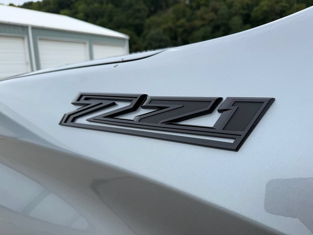 New 2026 Chevrolet Silverado 1500 RST w/ RST All Star Premium Package AWD/4WD image 10