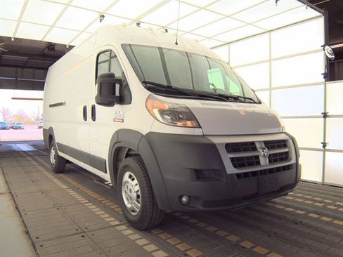 Used 2016 RAM ProMaster 3500 w/ Premium Appearance Group FWD image 3