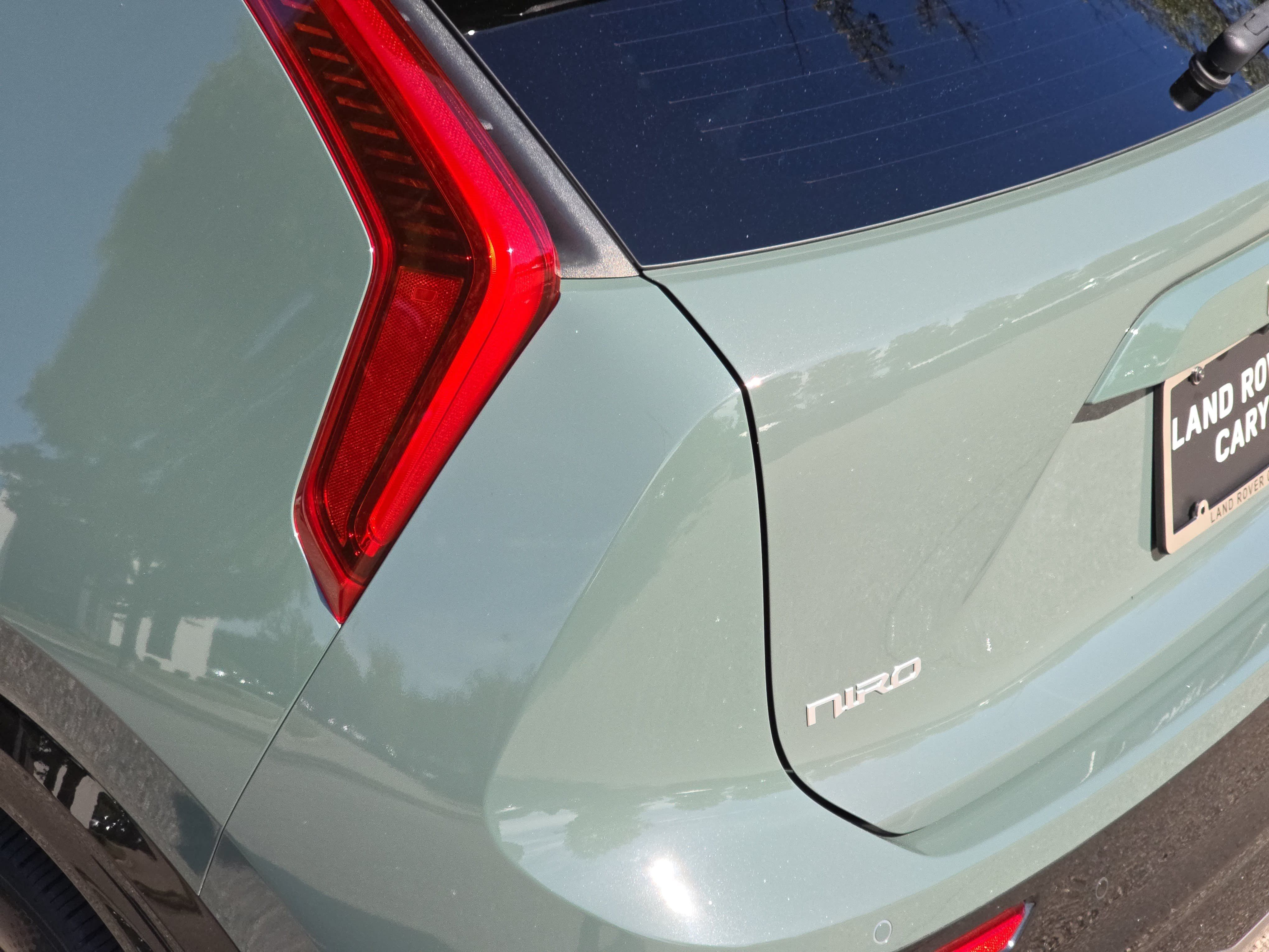 Used 2025 Kia Niro Wind FWD image 34