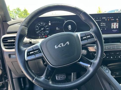 Used 2024 Kia Telluride SX Prestige w/ Towing Package AWD/4WD image 14