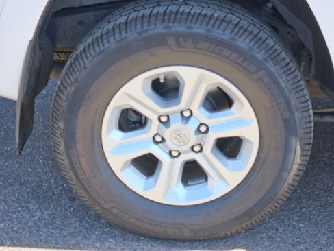Used 2020 Toyota 4Runner SR5 RWD image 14