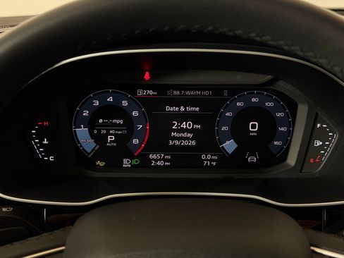 Certified 2025 Audi Q3 2.0T Premium Plus w/ Premium Plus Package image 20