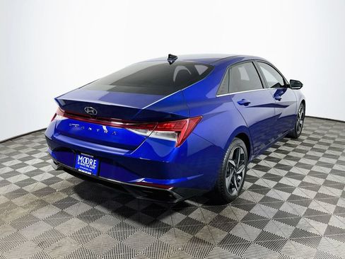 Used 2021 Hyundai Elantra SEL w/ Convenience + Premium Package FWD image 7