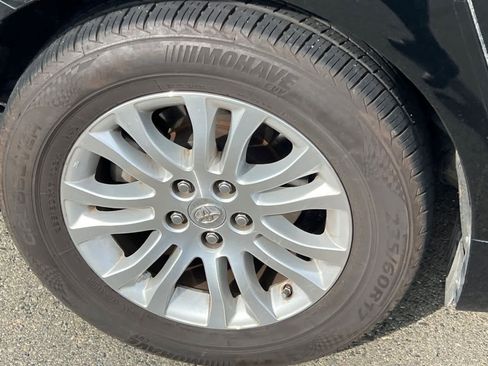 Used 2015 Toyota Sienna XLE image 14