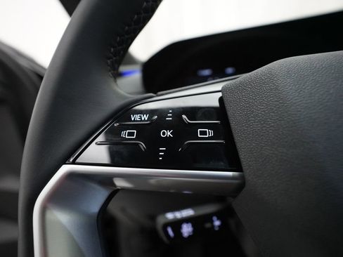 Used 2025 Audi Q5 Premium w/ Convenience Package AWD/4WD image 18