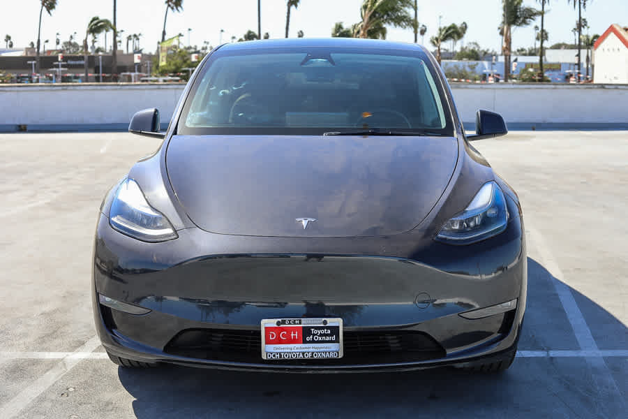 Used 2024 Tesla Model Y Long Range AWD/4WD image 3