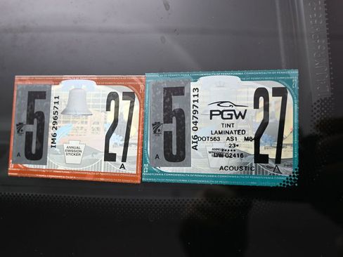 Used 2023 Jeep Wrangler Unlimited Rubicon 4xe AWD/4WD image 7