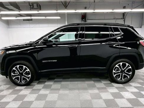 Used 2024 Jeep Compass Limited AWD/4WD image 14