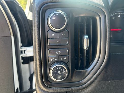 Used 2021 Chevrolet Silverado 2500 W/T w/ WT Fleet Convenience Package AWD/4WD image 22