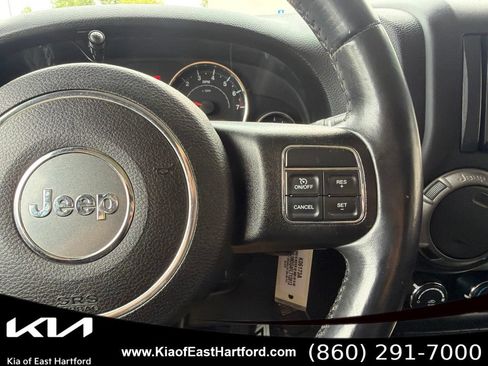 Used 2015 Jeep Wrangler Unlimited Sport w/ Quick Order Package 24S AWD/4WD image 32