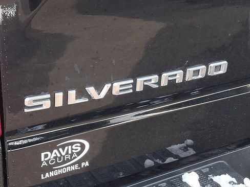 Used 2019 Chevrolet Silverado 1500 LTZ w/ LTZ Premium Package image 33