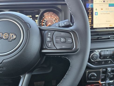 New 2026 Jeep Gladiator Mojave image 17