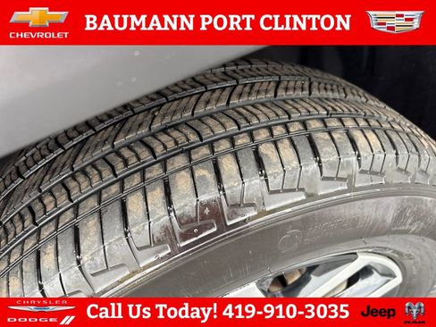 Used 2024 Jeep Grand Cherokee Limited w/ Luxury Tech Group II AWD/4WD image 28