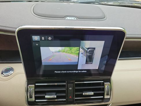 Used 2020 Lincoln Navigator Reserve RWD image 17