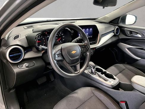 Used 2024 Chevrolet Trax LS FWD image 14