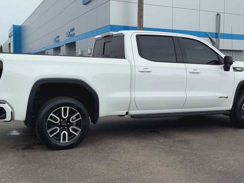 Certified 2022 GMC Sierra 1500 AT4 w/ AT4 Preferred Package image 2