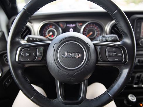 Used 2020 Jeep Wrangler Unlimited Sport S image 11