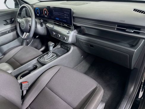 Certified 2024 Hyundai Kona SE AWD/4WD image 30