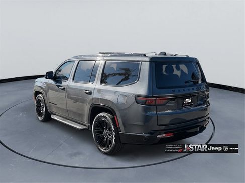 Used 2025 Jeep Wagoneer Series II w/ Premium Group I image 7