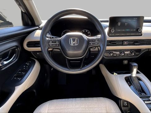 Used 2023 Honda HR-V LX image 6