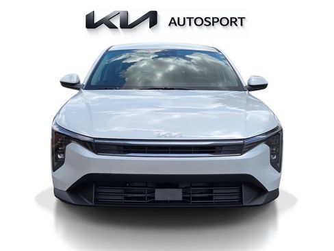 New 2026 Kia K4 FWD image 2