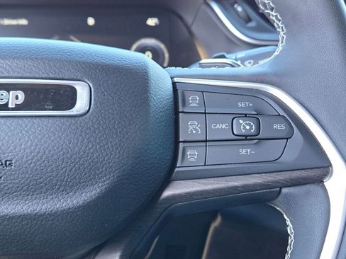 Used 2023 Jeep Grand Cherokee L Limited w/ Luxury Tech Group II image 37