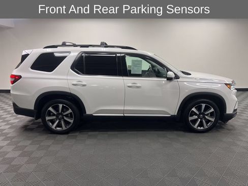 Used 2025 Honda Pilot Elite image 4