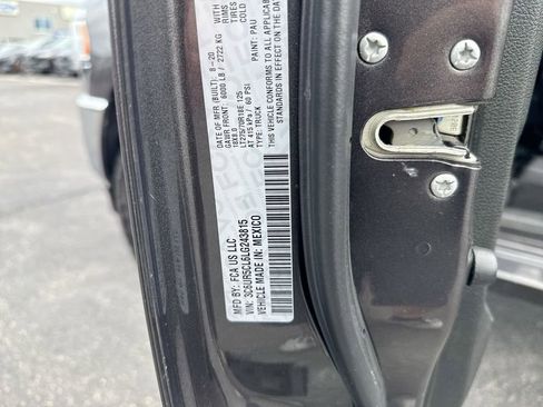 Used 2020 RAM 2500 Tradesman AWD/4WD image 27
