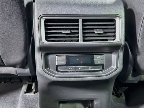Used 2026 Volkswagen Atlas SE AWD/4WD image 25