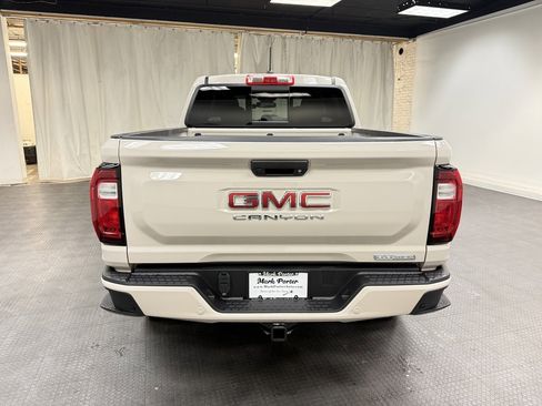 New 2026 GMC Canyon Elevation image 4