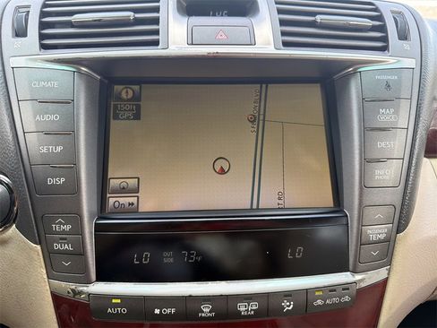Used 2010 Lexus LS 460 image 34