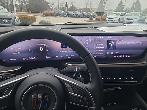 Used 2024 Buick Envision Sport Touring image 18