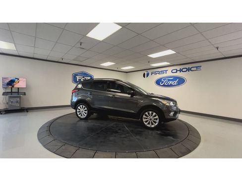 Used 2019 Ford Escape SEL AWD/4WD image 3