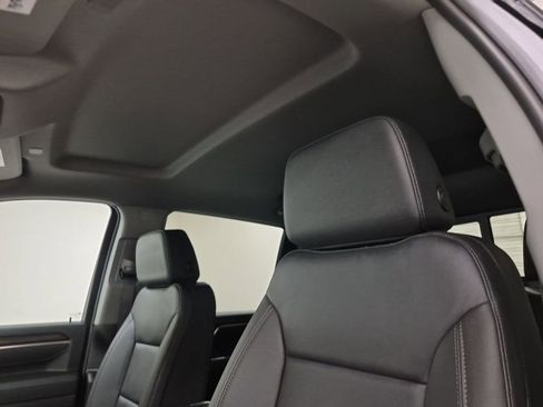 New 2026 GMC Sierra 2500 SLT image 19