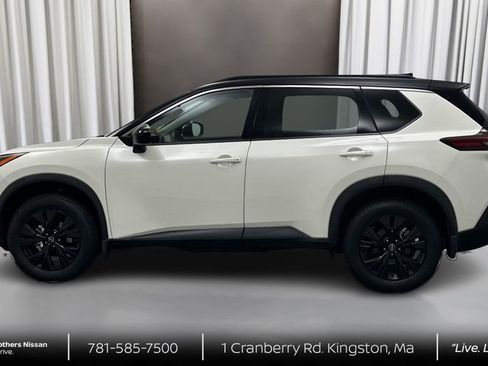 Certified 2023 Nissan Rogue SV w/ SV Premium B Package image 8