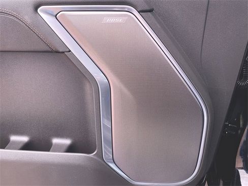 Used 2025 Chevrolet Silverado 2500 High Country w/ Technology Package image 24