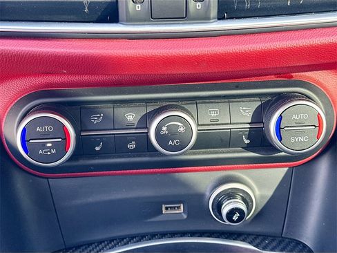 Used 2018 Alfa Romeo Stelvio Quadrifoglio w/ Driver Assist Dynamic Package image 15