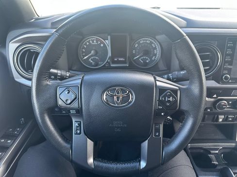 Used 2022 Toyota Tacoma TRD Off-Road w/ Black Out Package (TMS) AWD/4WD image 16