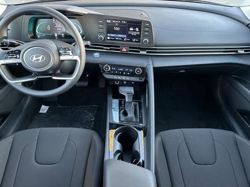 New 2026 Hyundai Elantra Blue image 10