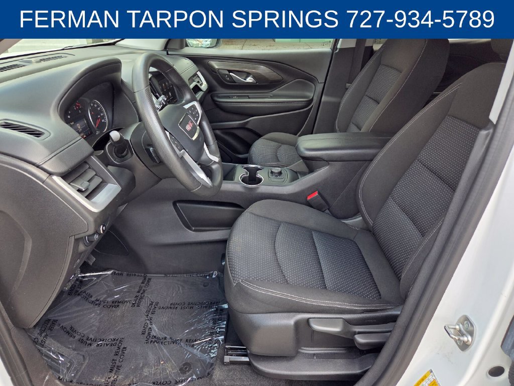 Used 2024 GMC Terrain SLE AWD/4WD image 4