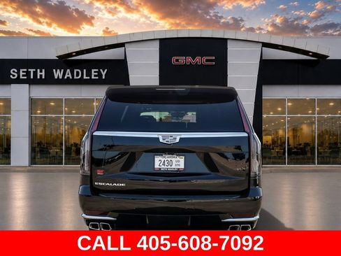 Used 2023 Cadillac Escalade Premium Luxury Platinum w/ LPO, Radiant Package AWD/4WD image 6