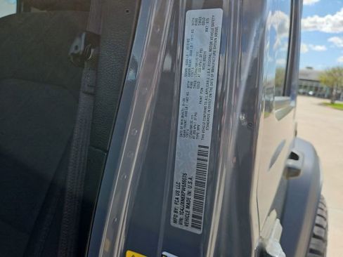 Used 2023 Jeep Wrangler Unlimited w/ 8.4" Radio Group image 31