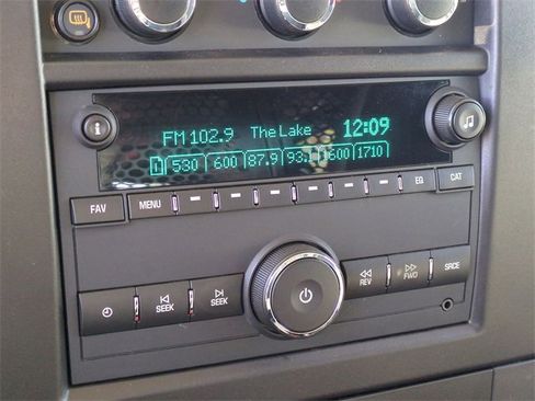 Used 2024 Chevrolet Express 2500 w/ Driver Convenience Package image 15