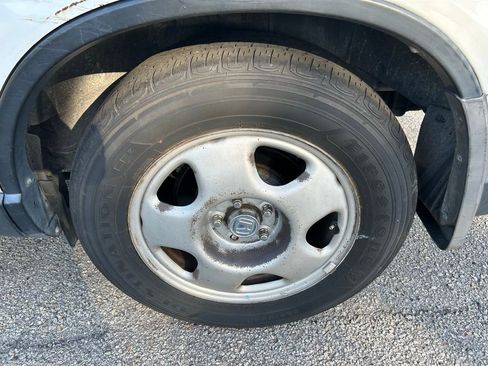 Used 2011 Honda CR-V LX image 9