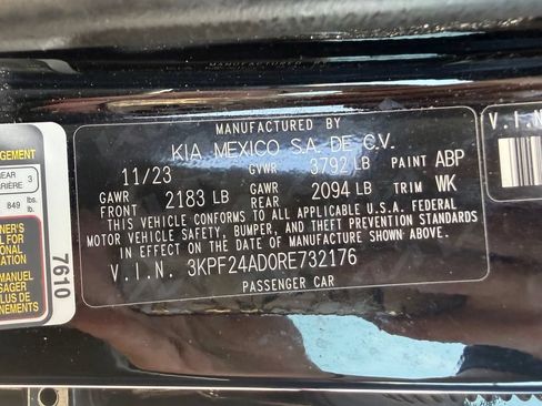Used 2024 Kia Forte LXS FWD image 31