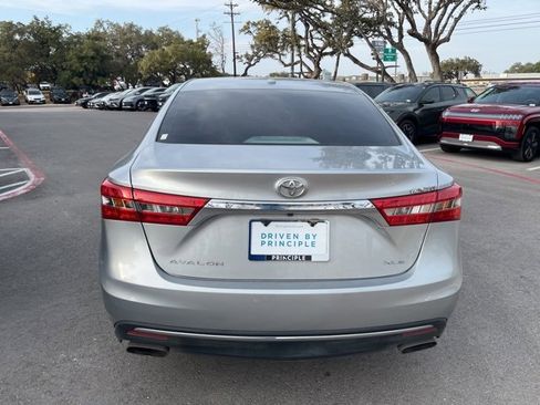 Used 2016 Toyota Avalon XLE Premium image 6