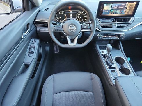 New 2025 Nissan Altima 2.5 SV w/ SV Premium Package image 11