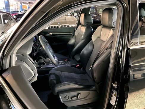 Used 2020 Audi SQ5 Premium Plus w/ Premium Plus Package image 7